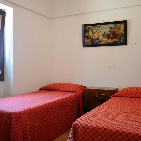Trullo Cinquenoci Holiday home Locorotondo